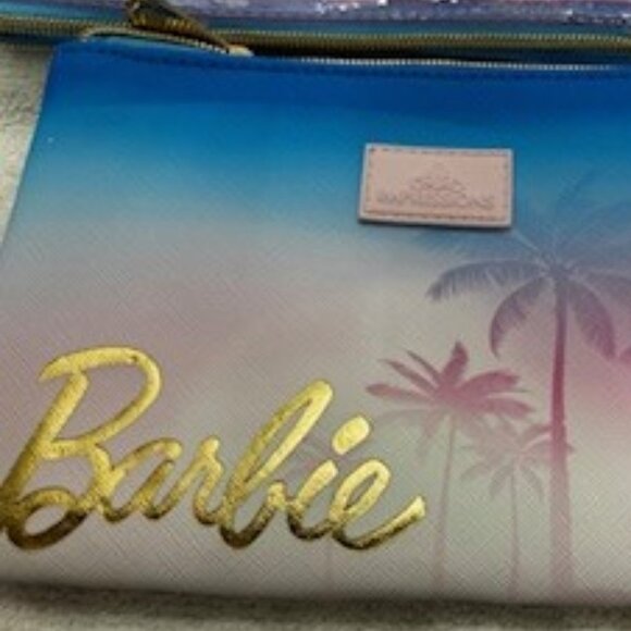 2nd one: Barbie "Beach Dreams" 2-pack slim pouch set NWT - Picture 4 of 9